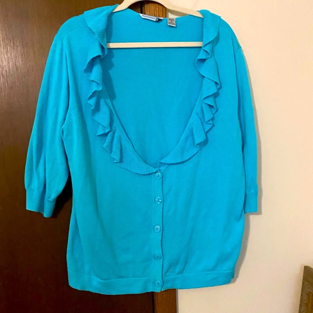 Willowbay woman’s cardigan